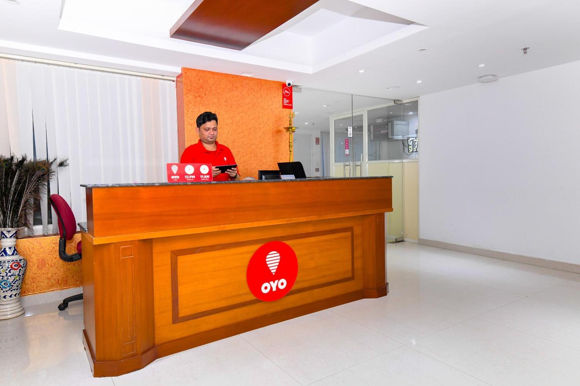 Oyo 10051 호텔 티체 스테이 트리반드룸 외부 사진